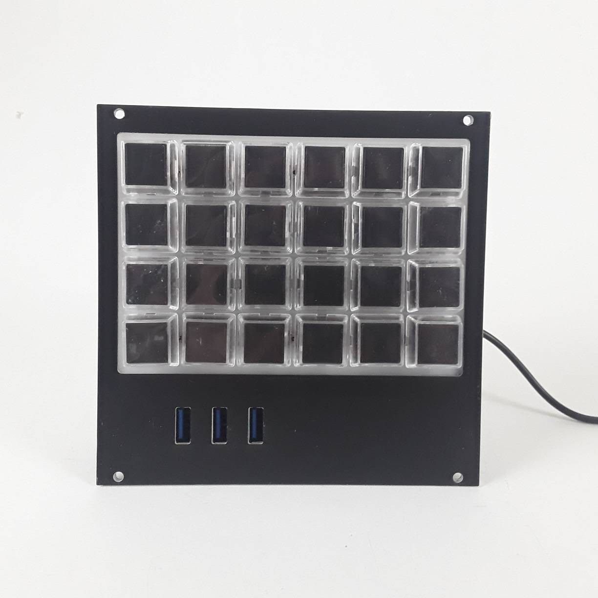 000896fae2fdc9562f871be512b94e1815f419ae-1